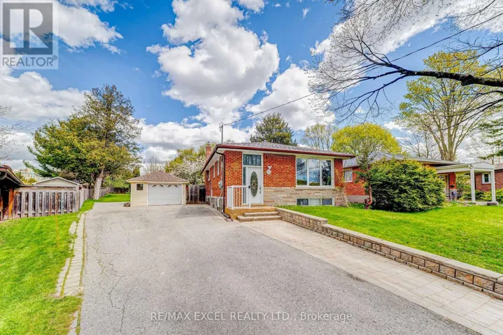 51 TORDALE CRESCENT, Toronto (Bendale), Ontario M1P3X6