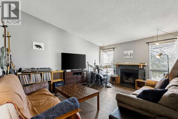 68 Templegreen Bay NE, Calgary, Alberta T1Y4Z3