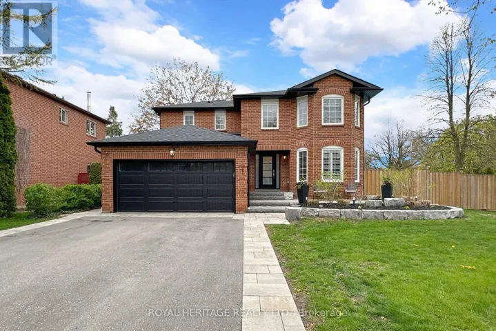 27 CLOVELLY DRIVE, Whitby (Blue Grass Meadows), Ontario L1N7A7