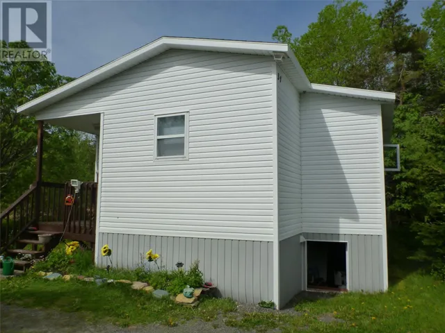 31 Woods Road, Catalina, Newfoundland & Labrador A0C2J0