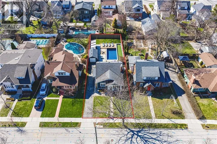 6 NELLES Boulevard, Grimsby, Ontario L3M3R1