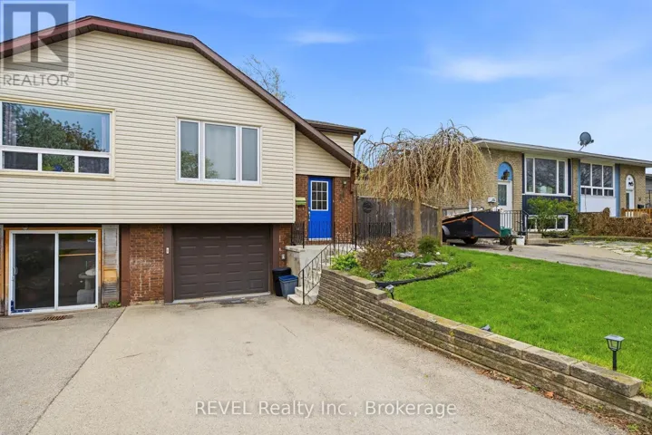 14 DEBORAH COURT, St. Catharines (Secord Woods), Ontario L2P3R6