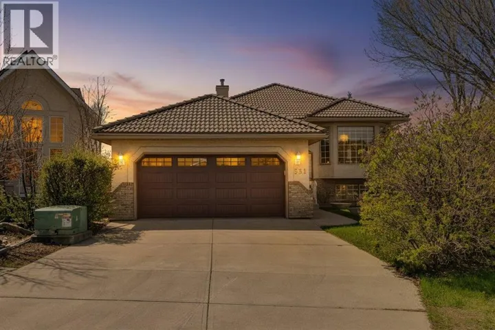 531 Sierra Morena Court SW, Calgary, Alberta T3H3C2