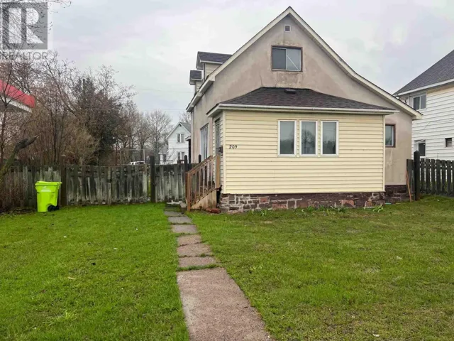 209 Wellington ST, Sault Ste. Marie, Ontario P6A1H5