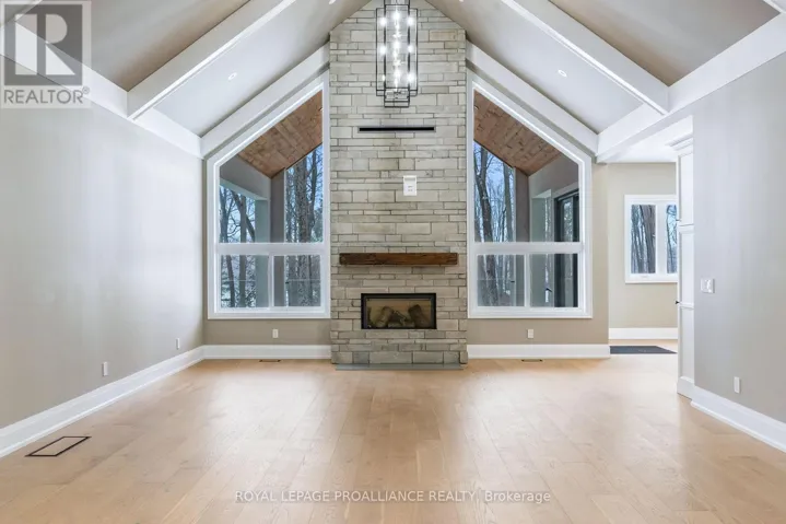 160 SUMCOT DRIVE, Trent Lakes, Ontario K0L1J0