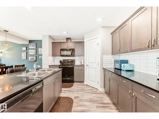#108 17832 78 ST NW NW, Edmonton, Alberta T5Z0L7