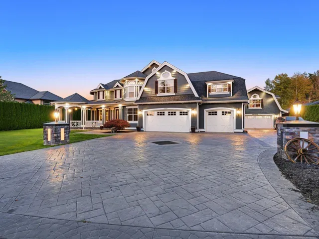 5218 219A STREET, Langley, British Columbia V2Y0G6