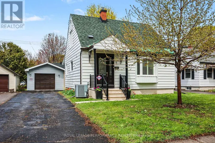 5 MARSHALL AVENUE, Ottawa, Ontario K1Z7X1