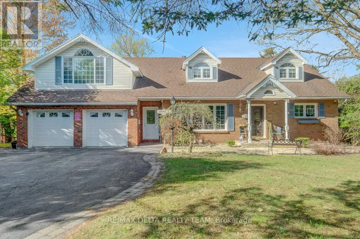 1079 LAPORTE STREET, Ottawa, Ontario K1J7B3