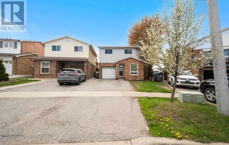 24 PLUTO DRIVE, Brampton (Madoc), Ontario L6V3W5