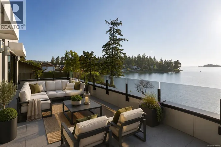 302 10393 Allbay Rd, Sidney, British Columbia V8L2N8