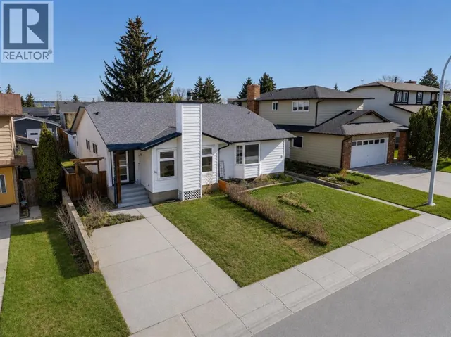 96 Jensen Crescent NE, Airdrie, Alberta T4B1N8
