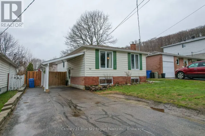 34 BELLEVIEW CRESCENT, North Bay (College Heights), Ontario P1B8V4