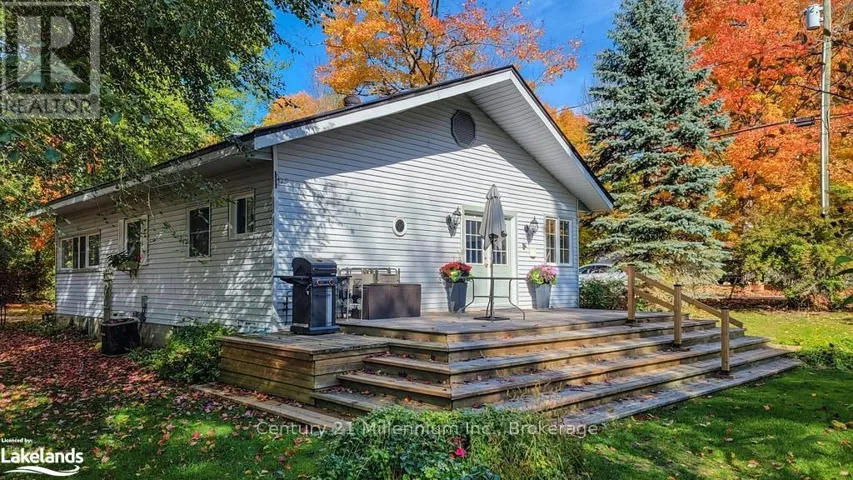 19 HASTINGS AVENUE, Tiny, Ontario L0L1P0