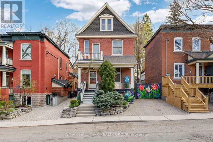 211 RUSSELL AVENUE, Ottawa, Ontario K1N7X6