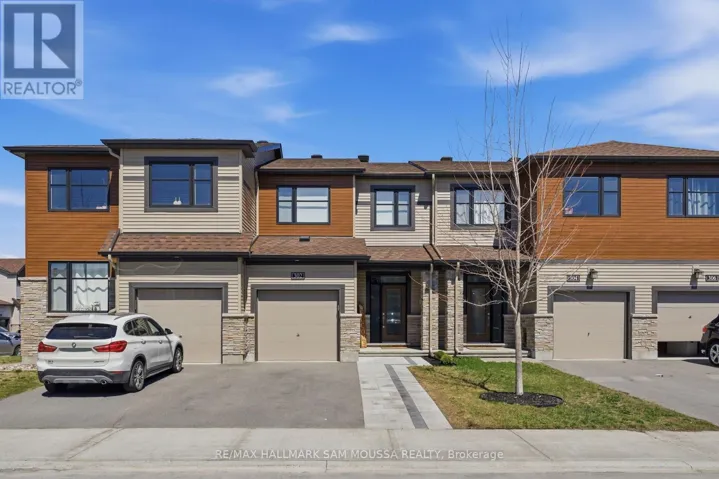 302 DRUMLISH LANE, Ottawa, Ontario K2J6Y1