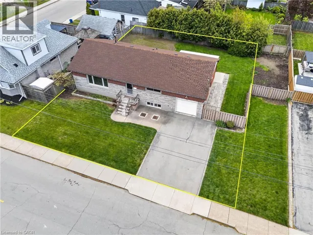 162 MOUNTVILLE Avenue, Hamilton, Ontario L9A1E7