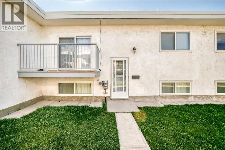 3, 4503 75 Street NW, Calgary, Alberta T3B2M7