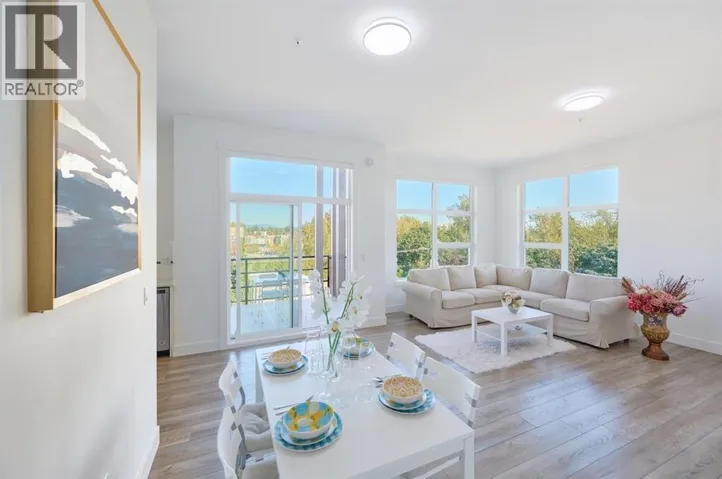 503 22577 ROYAL CRESCENT, Maple Ridge, British Columbia V2X2M2