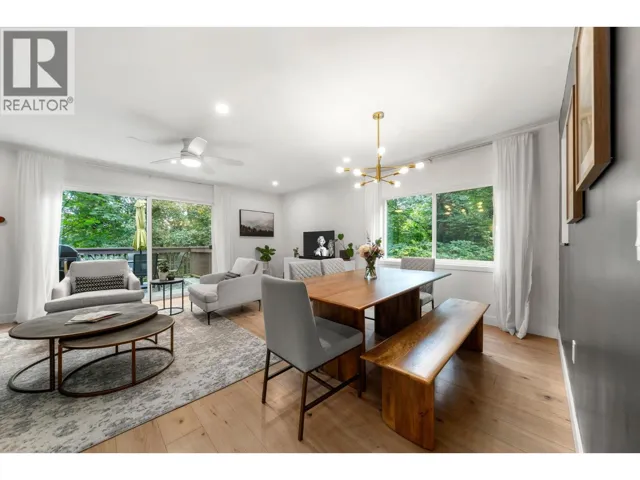 323B EVERGREEN DRIVE, Port Moody, British Columbia V3H1S1
