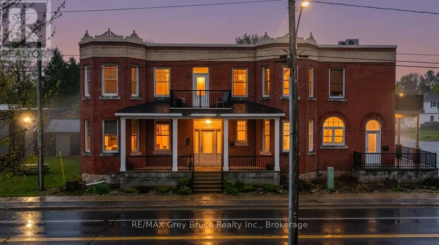 UNIT 6 - 355 PRINCESS STREET, Georgian Bluffs, Ontario N0H2K0