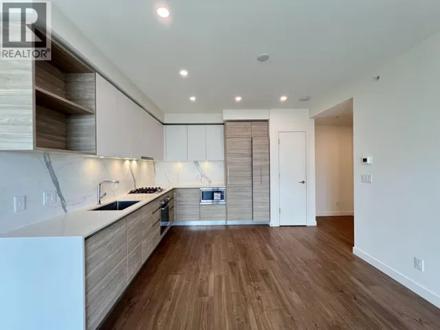 808 585 AUSTIN AVENUE, Coquitlam, British Columbia V3K0G6