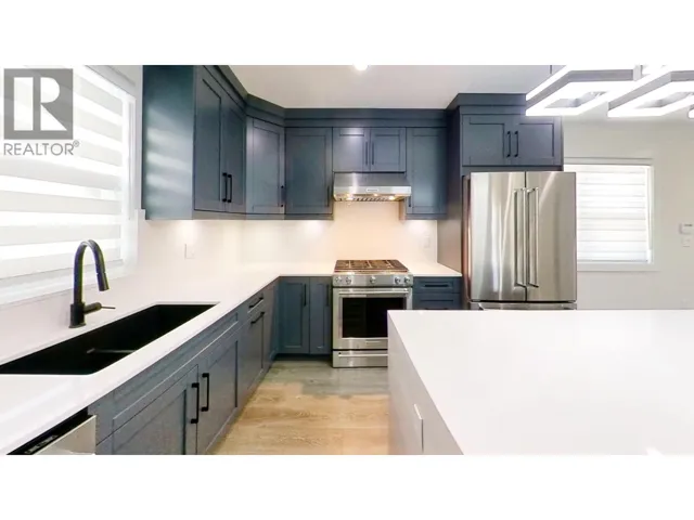789 OTA AVENUE, New Westminster, British Columbia V3M0M7