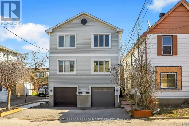 221 DESROSIERS STREET, Ottawa, Ontario K1L7T2