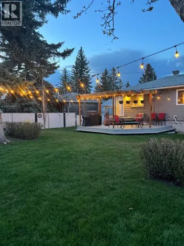 8303 Bowglen Road NW, Calgary, Alberta T3B2T1