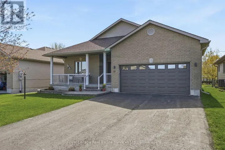 35 MAPLEHURST CRESCENT, Prince Edward County (Wellington Ward), Ontario K0K3L0