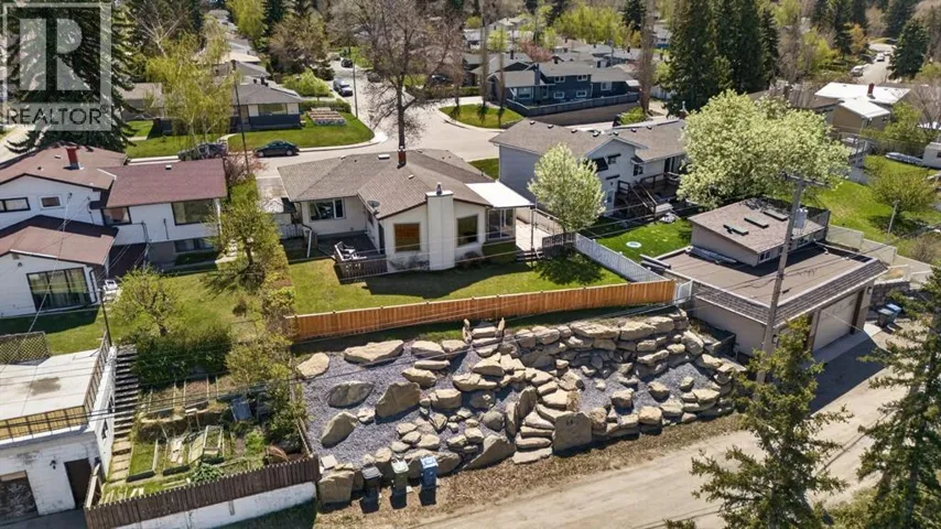 59 Fairview Drive SE, Calgary, Alberta T2H1B4