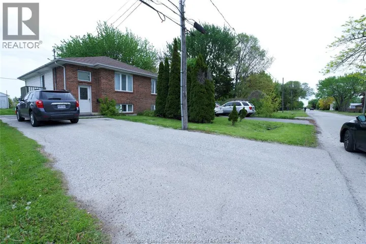 3646 RIBERDY ROAD, Windsor, Ontario N8W3V8