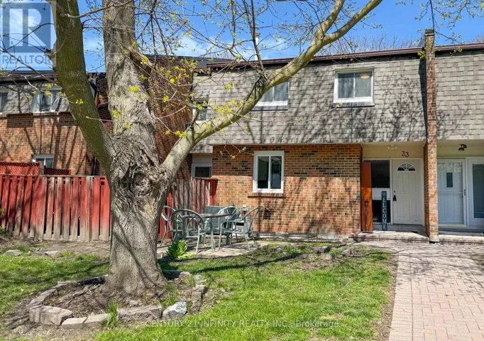 33 - 101 DOVEDALE DRIVE, Whitby (Downtown Whitby), Ontario L1N1Z7