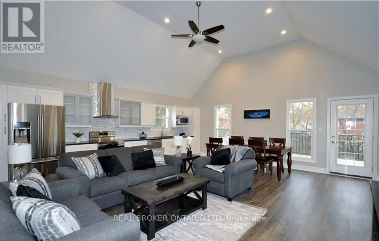 2 - 33 BEACONSFIELD AVENUE, London South (South F), Ontario N6C1B6