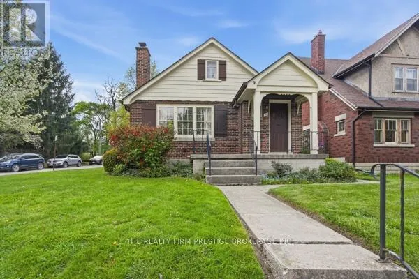 25 CARFRAE CRESCENT, London South (South F), Ontario N6C4A8