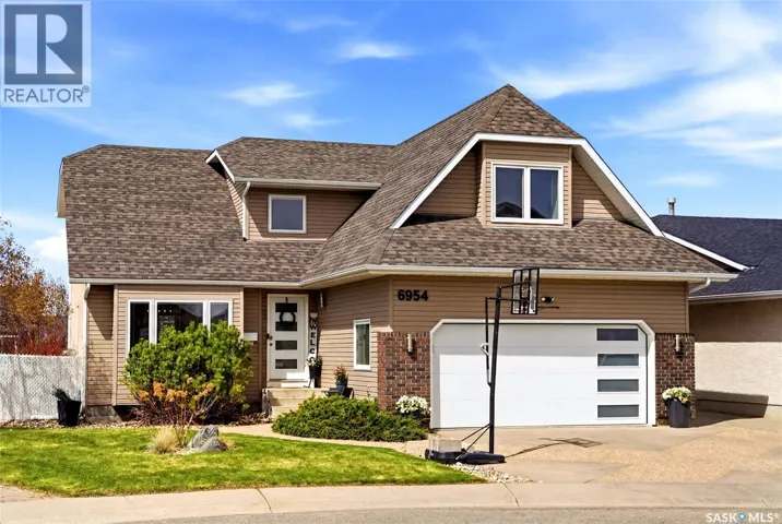 6954 Maple Brook CRESCENT, Regina, Saskatchewan S4X4J2