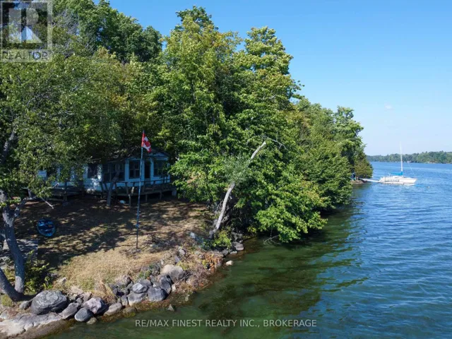 4049 HIAWATHA LANE, Frontenac (Frontenac South), Ontario K0H1H0