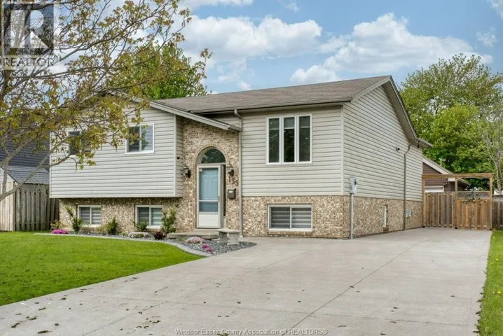 135 BRUSH CRESCENT, Amherstburg, Ontario N9V3Y5