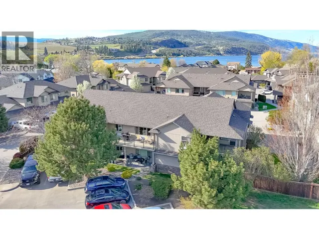 3350 Woodsdale Road Unit# 202, Lake Country, British Columbia V4V2R7
