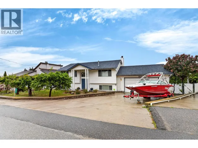 5957 Turner Avenue, Peachland, British Columbia V0H1X4