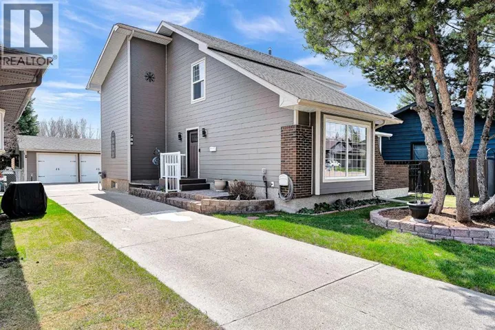 288 Deer Run Crescent SE, Calgary, Alberta T2J5N5