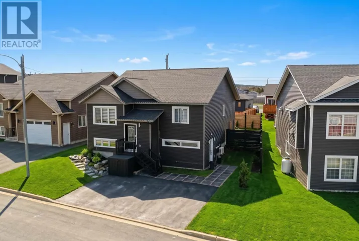 6 Caravelle Place, St. John's, Newfoundland & Labrador A1A0N4