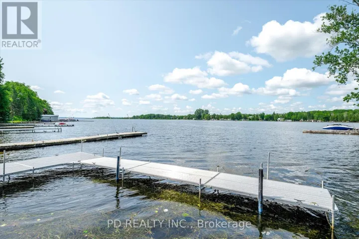 48 STURGEON GLEN ROAD, Kawartha Lakes (Fenelon), Ontario K0M1N0