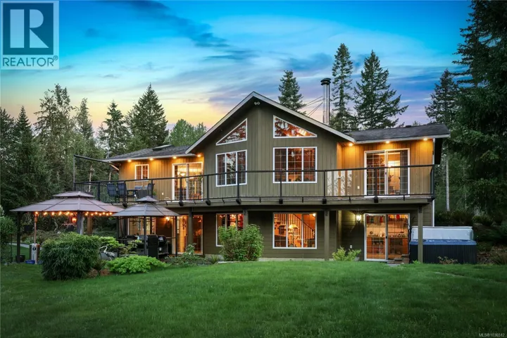 5427 Wildwood Rd, Courtenay, British Columbia V9J1P5