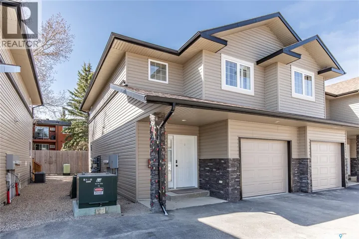 B4 33 Wood Lily DRIVE, Moose Jaw, Saskatchewan S6J1E6