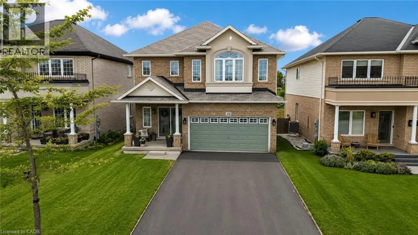 49 LAMPMAN Drive, Grimsby, Ontario L3M0E5