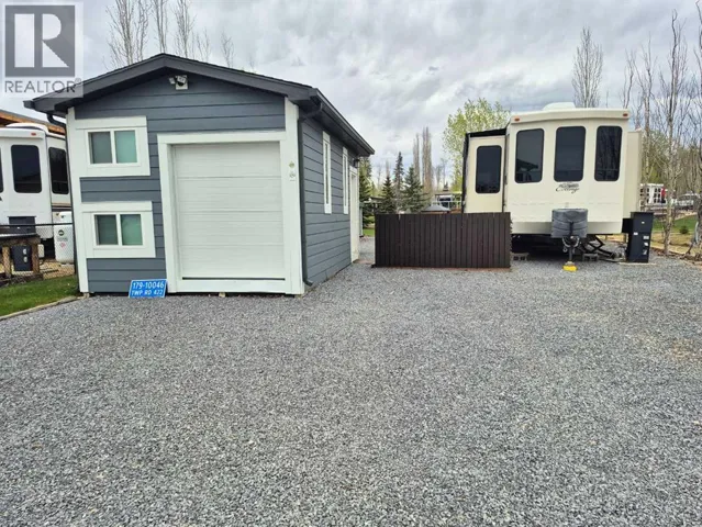 179A, 10046 Township Road 422, Rural Ponoka County, Alberta T4J1V9
