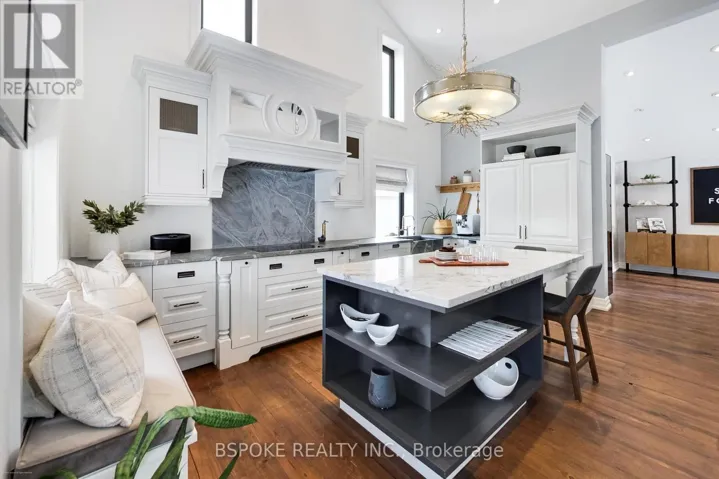 578 KINGSTON ROAD W, Ajax (Central West), Ontario L1T3A2