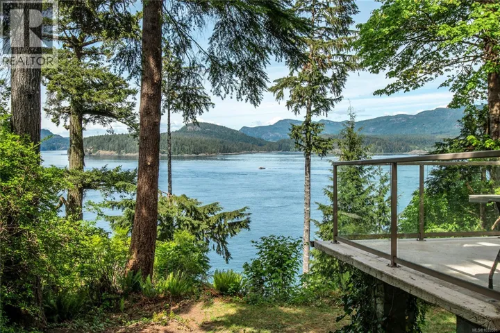 5850 Race Point Rd, Campbell River, British Columbia V9H1N7