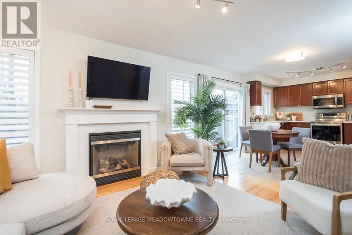 292 MCDOUGALL CROSS, Milton (HA Harrison), Ontario L9T0N6